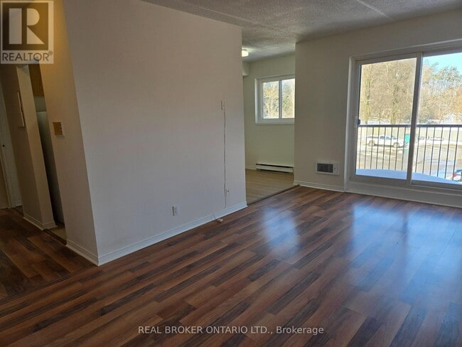 15 Wellington Rd 124 in Erin, ON - Building Photo - Building Photo