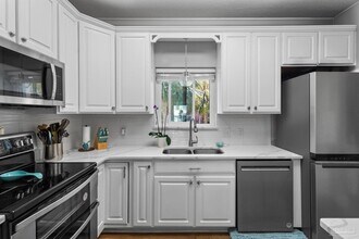 1437 Sonata Ct in Navarre, FL - Building Photo - Building Photo