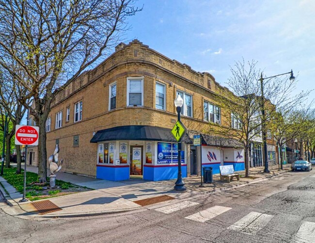 3454-3458 W Irving Park Rd in Chicago, IL - Building Photo - Building Photo