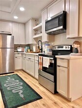 1600 W Nolana Ave, Unit C-15 in McAllen, TX - Building Photo - Building Photo