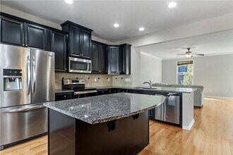 410 Fairmont Dr in Wexford, PA - Building Photo - Building Photo