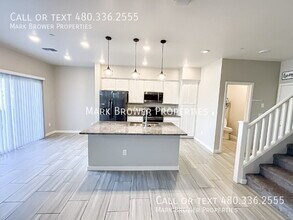 1918 E Bridgeport Pkwy in Gilbert, AZ - Building Photo - Building Photo