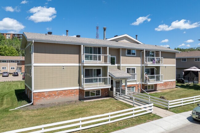 Northern Forest Estates in Red Deer, AB - Building Photo - Building Photo
