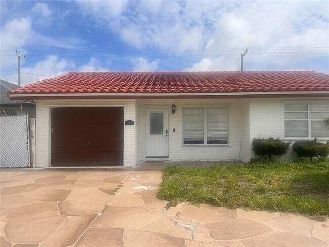 property at 1741 NE 39th St