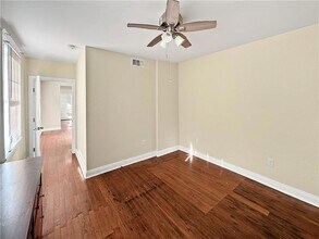 4403 Elba St in New Orleans, LA - Foto de edificio - Building Photo