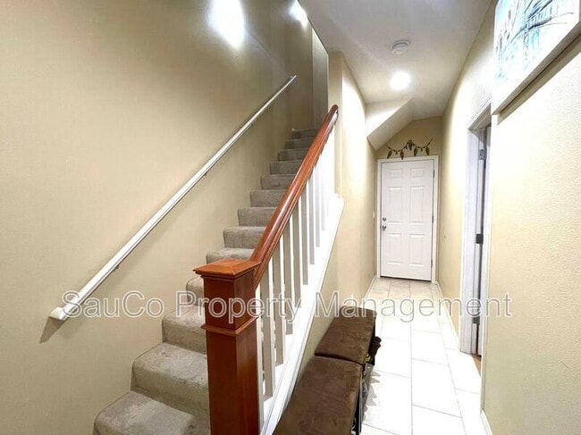 6007 NE Alder St in Hillsboro, OR - Building Photo - Building Photo