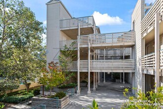 929 E El Camino Real in Sunnyvale, CA - Building Photo - Building Photo