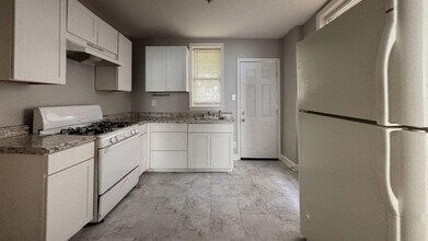 2016 S Simpson St in Philadelphia, PA - Building Photo - Building Photo