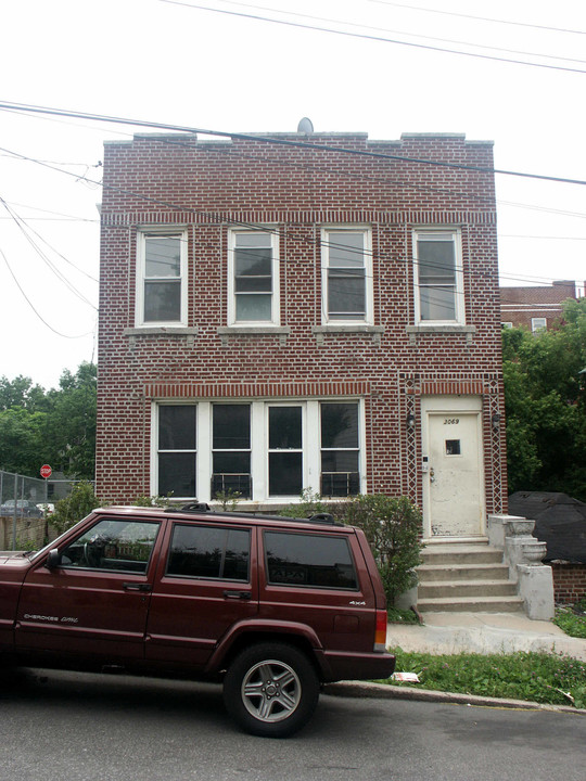 3069 Barker Ave in Bronx, NY - Building Photo