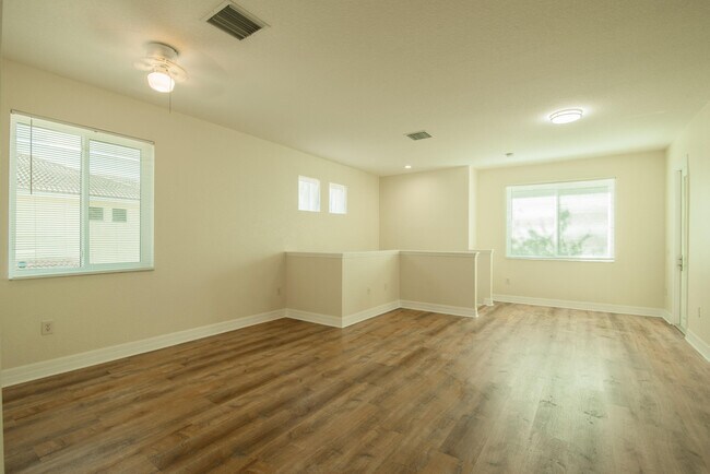 49 SE Sedona Cir in Stuart, FL - Building Photo - Building Photo