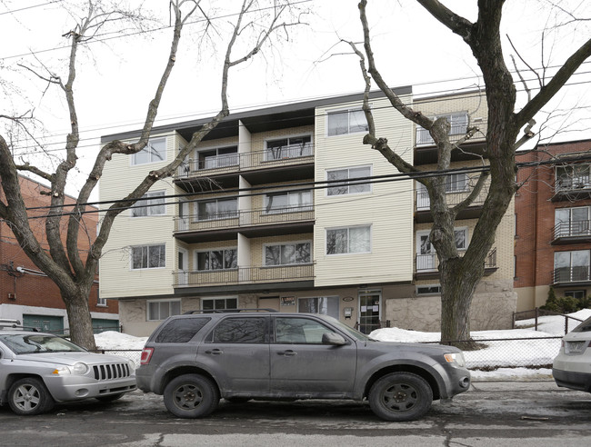 2850 Barclay in Montréal, QC - Building Photo - Building Photo