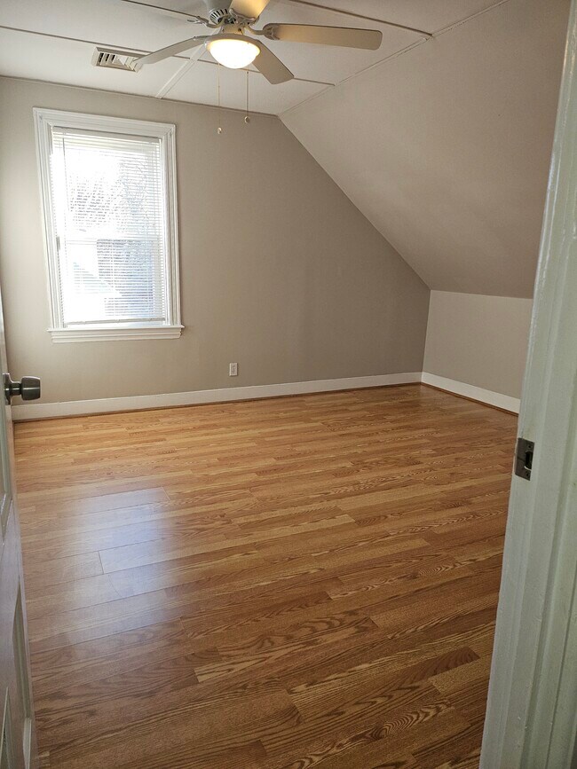 10 Anthony Ave Apartments and Nearby Pawtucket Apartments For Rent