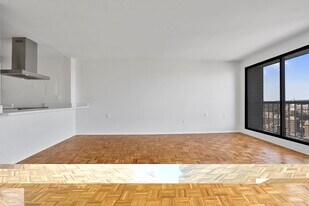 1170 Massachusetts Ave, Unit 12C in Cambridge, MA - Building Photo