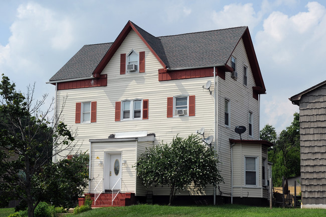 205 Port Reading Ave in Port Reading, NJ - Building Photo - Building Photo