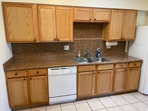 11044 W Sun City Blvd in Sun City, AZ - Building Photo - Building Photo