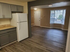 821 Kaiser Rd NW, Unit 3C in Olympia, WA - Building Photo - Building Photo