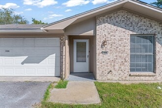 908 TX-243 in Canton, TX - Building Photo - Building Photo