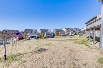 2704 Orleans Dr in Columbia, TN - Building Photo - Building Photo