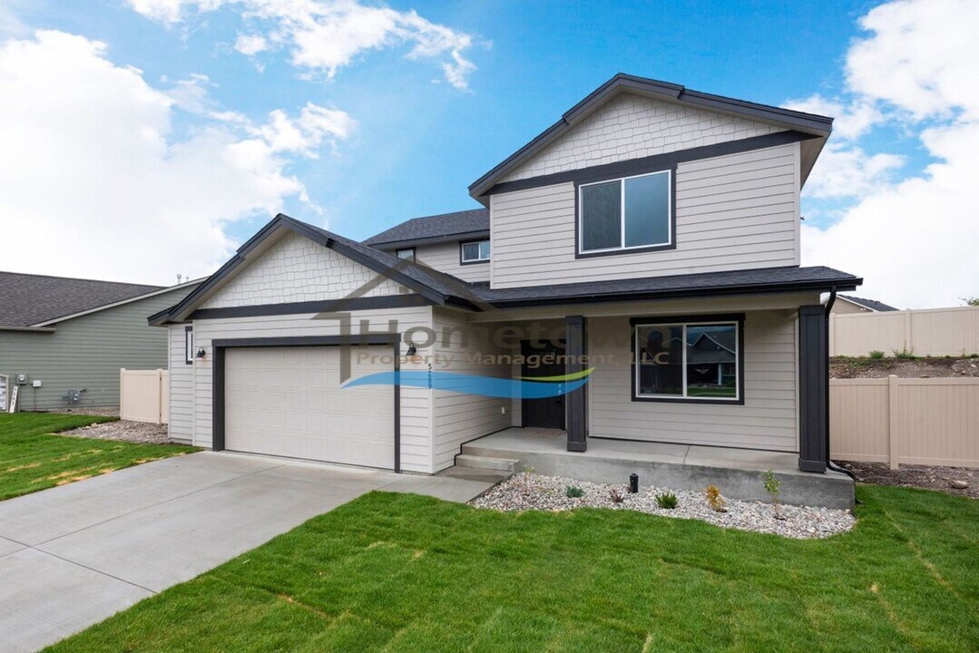 5289 W Gumwood Cir in Post Falls, ID - Building Photo