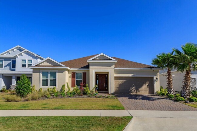 property at 2118 Old Holw Ln