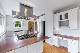 3015 E Yesler Wy in Seattle, WA - Building Photo - Building Photo