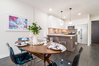 6122 HUDSON Ave, Unit 3E in West New York, NJ - Building Photo - Building Photo