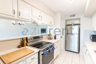 4159 Steck Ave in Austin, TX - Building Photo - Building Photo