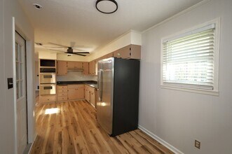 282 Parkview Cir in Valdosta, GA - Building Photo - Building Photo