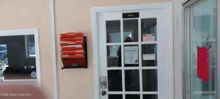 221 Columbia Dr in Cape Canaveral, FL - Building Photo - Building Photo