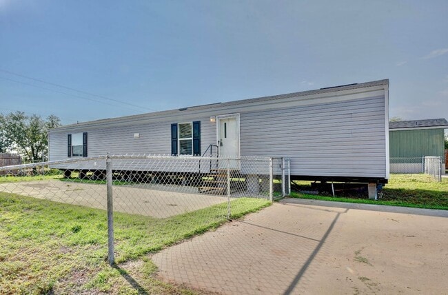 property at 204 N Toledo Ave
