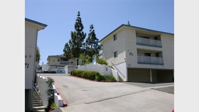 Sunset View Apartments in El Cajon, CA - Building Photo - Building Photo