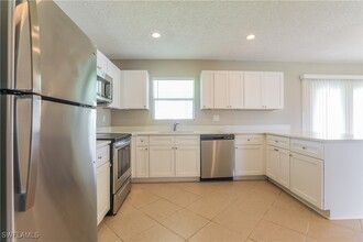 4926 Escalante Dr in North Port, FL - Building Photo - Building Photo