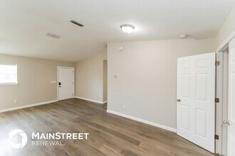 7263 Eudine Dr N in Jacksonville, FL - Building Photo - Building Photo