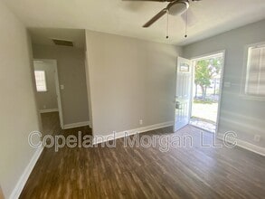 2524 W Carmen St in Tampa, FL - Building Photo - Building Photo