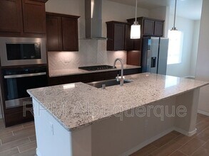 2327 Berkeley Ave NE in Rio Rancho, NM - Building Photo - Building Photo