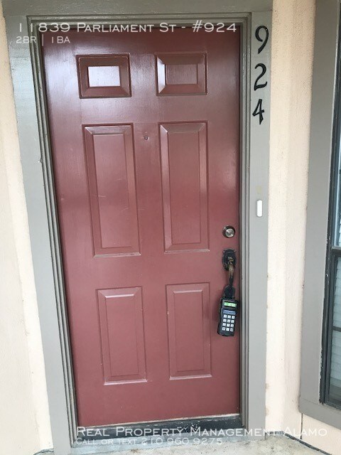 11839 Parliament St-Unit -#924 in San Antonio, TX - Building Photo - Building Photo
