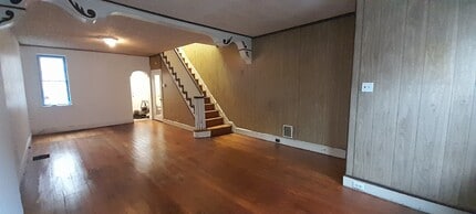 421 McClellan St in Philadelphia, PA - Building Photo - Building Photo