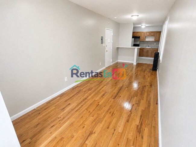 property at 76 N 9th St