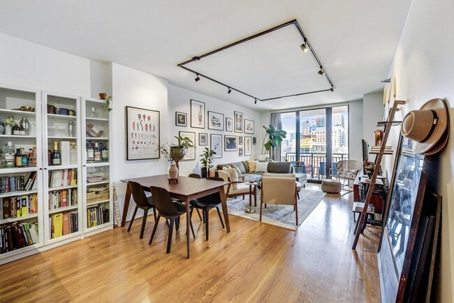 property at 330 N Jefferson St