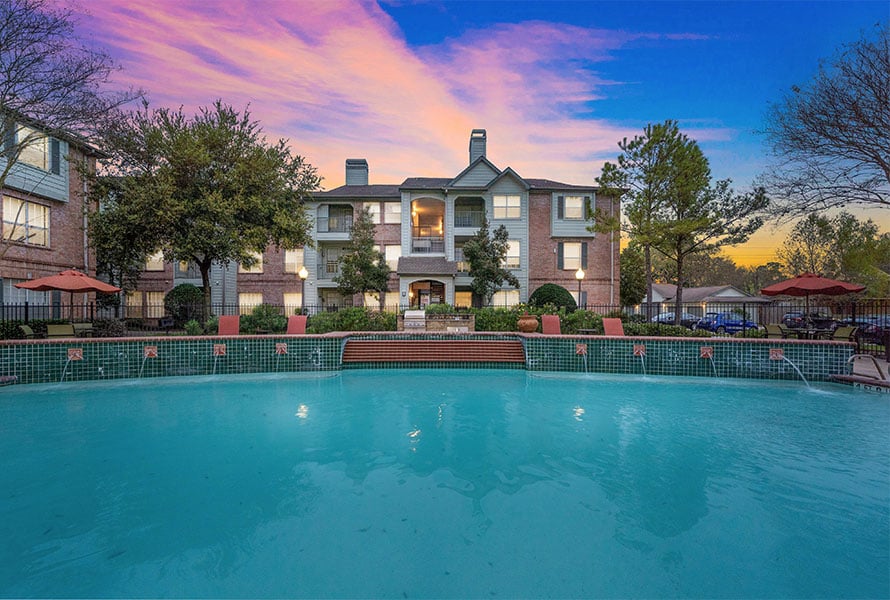 Centre at Columbia Court Photo