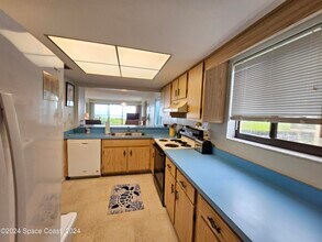 8498 Ridgewood Ave in Cape Canaveral, FL - Building Photo - Building Photo