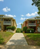 520 Grandin Rd in Charlotte, NC - Building Photo