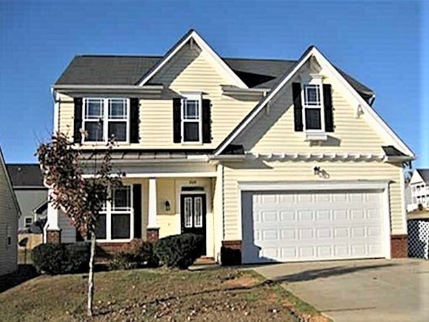 209 Haywood Ln in Clayton, NC - Building Photo
