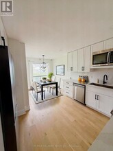 16 Arkley Crescent in Toronto, ON - Building Photo - Building Photo