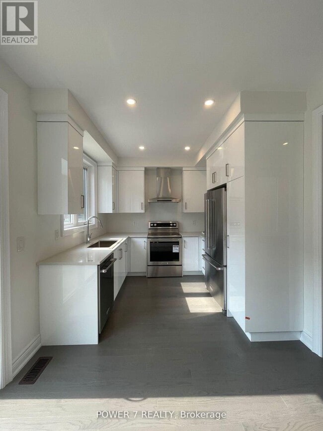 property at 39 Hercules Clb Dr