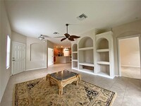 7404 Surrey Wood Ln in Apollo Beach, FL - Building Photo - Building Photo