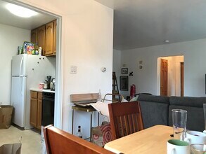 76 Euston Rd in Boston, MA - Foto de edificio - Building Photo