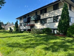 34th Ave S Apartments in Minneapolis, MN - Foto de edificio - Building Photo