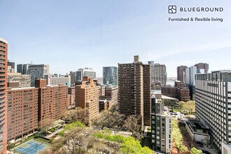 480 2nd Ave in New York, NY - Building Photo - Building Photo