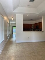 5496 NW 4th St in Miami, FL - Building Photo